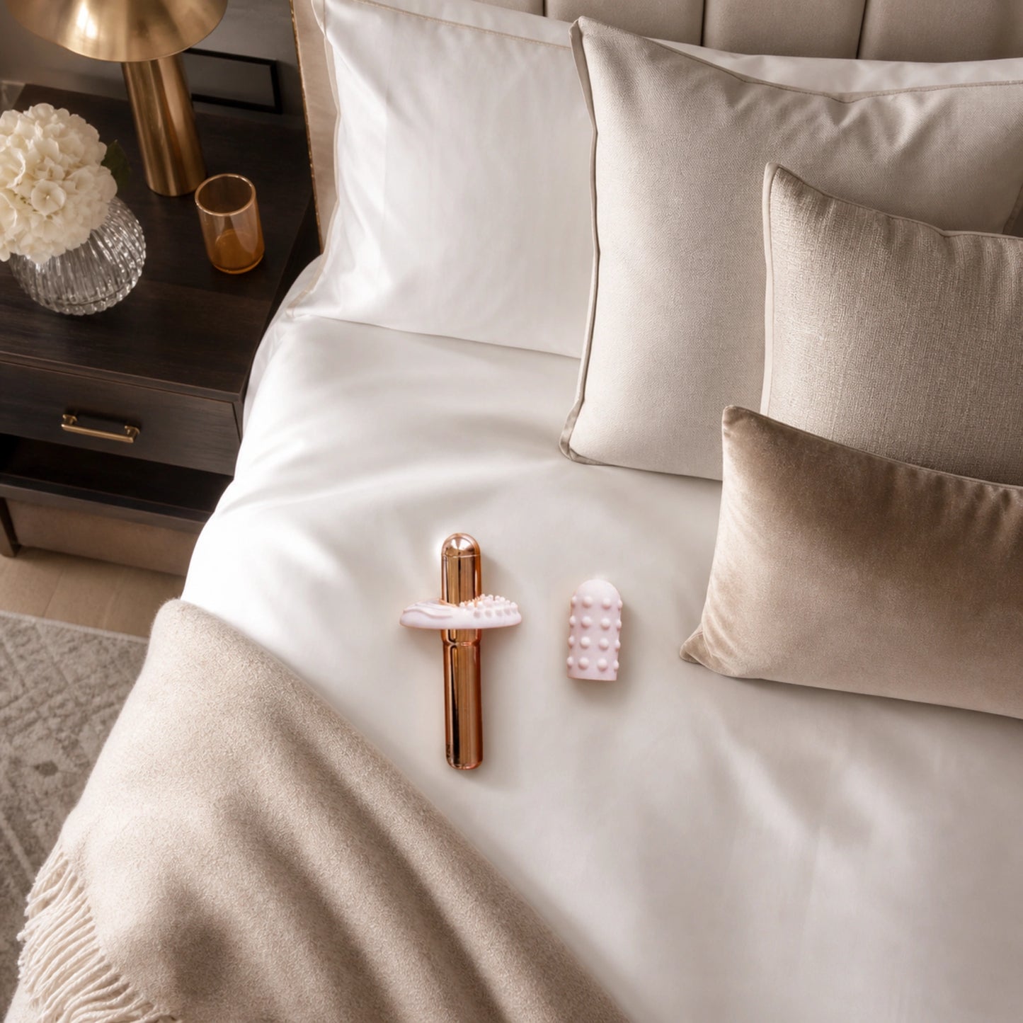 Le Wand Grand Bullet Rechargeable Silicone Vibrator