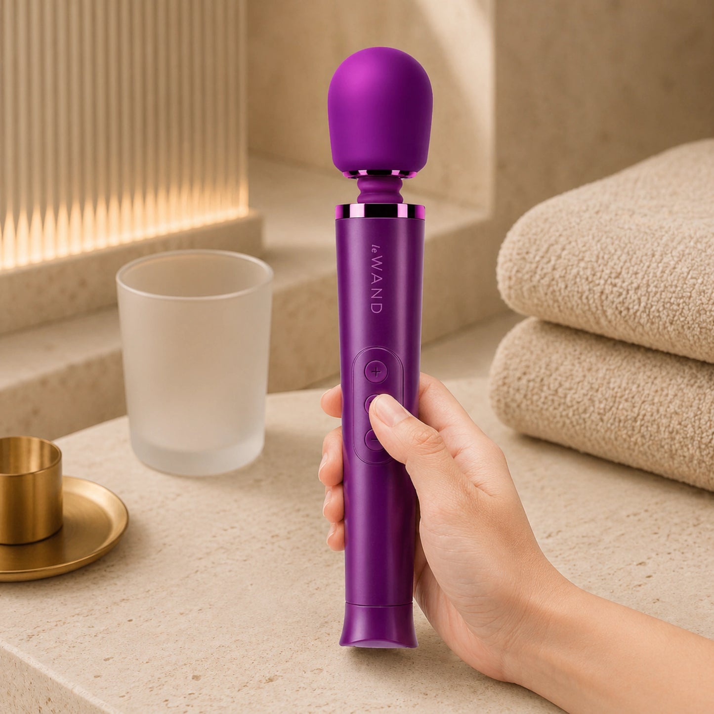 Le Wand Petite Rechargeable Silicone Vibrating Massager