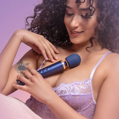 Le Wand Petite Rechargeable Silicone Vibrating Massager