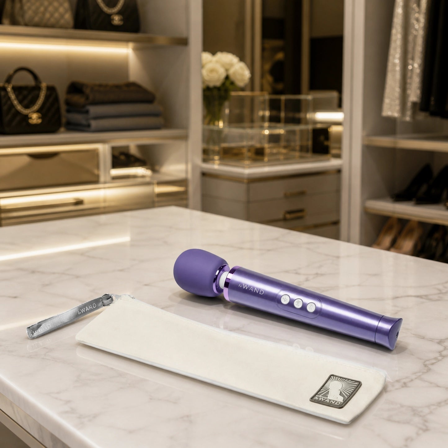 Le Wand Petite Rechargeable Silicone Vibrating Massager