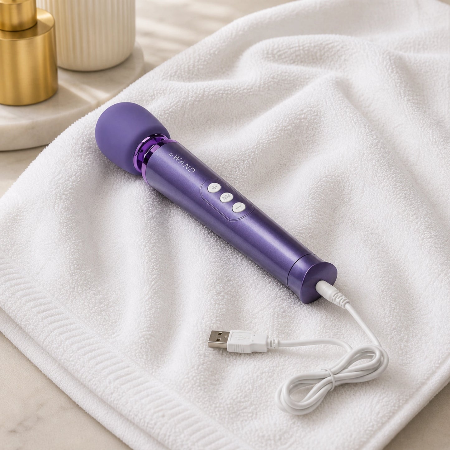 Le Wand Petite Rechargeable Silicone Vibrating Massager
