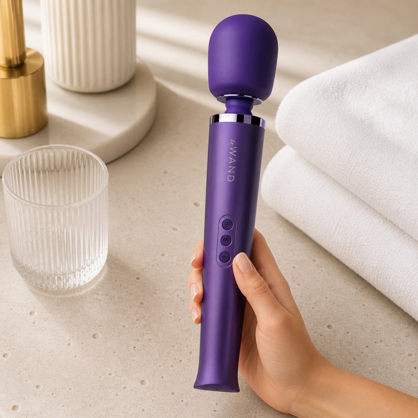 Le Wand Rechargeable Silicone Wand Massager