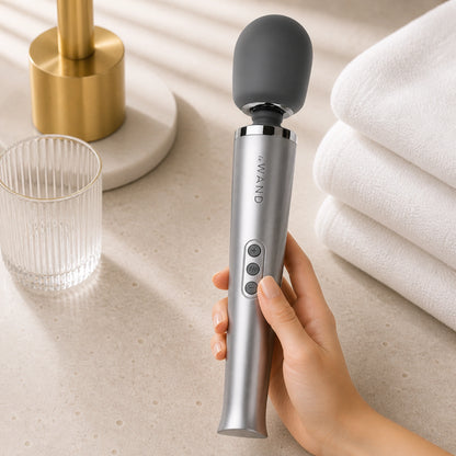 Le Wand Rechargeable Silicone Wand Massager