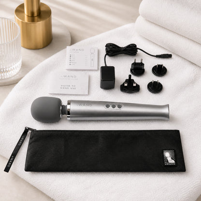 Le Wand Rechargeable Silicone Wand Massager