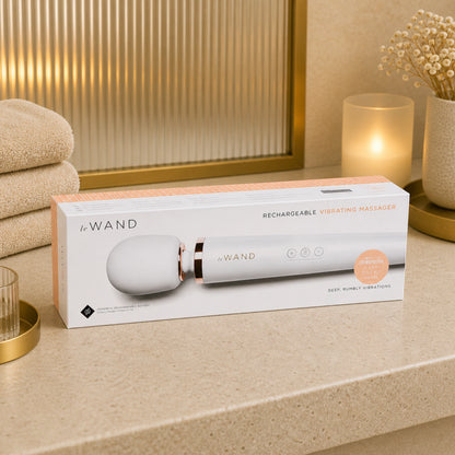 Le Wand Rechargeable Silicone Wand Massager