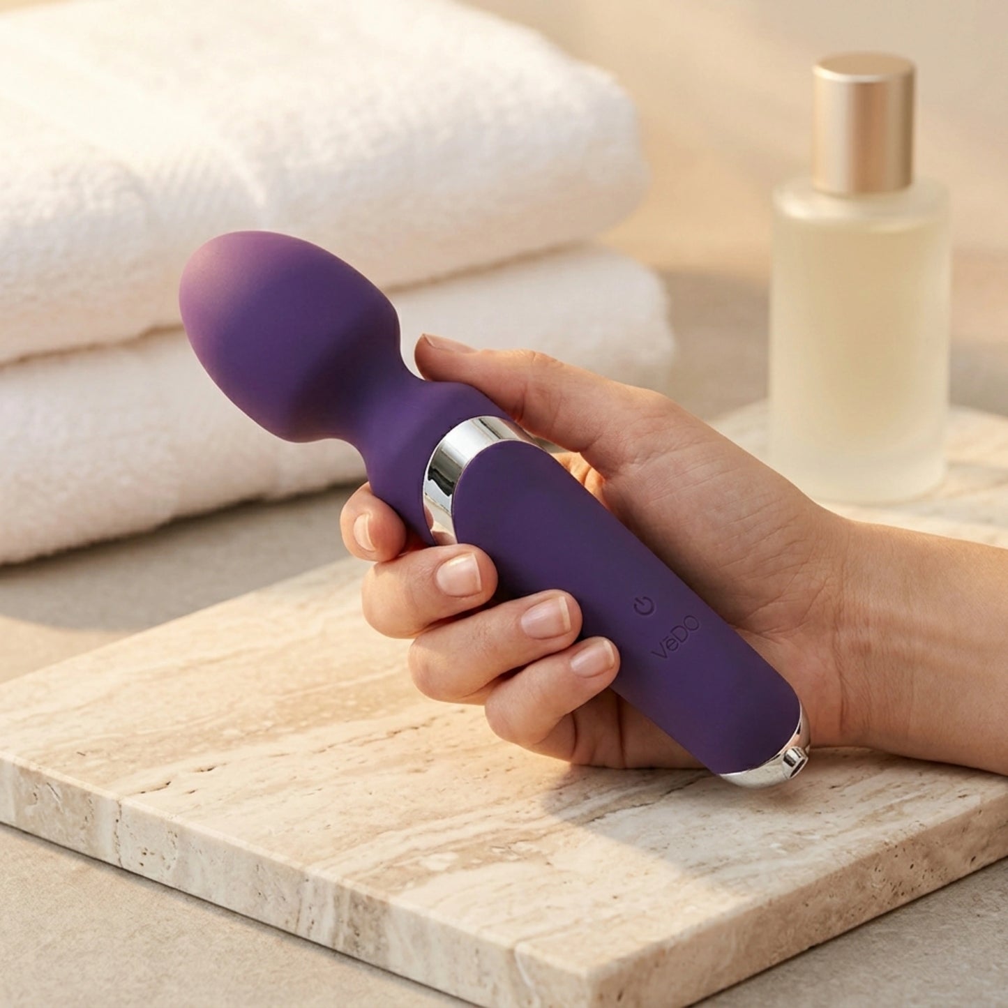 VeDO Wanda Rechargeable Silicone Vibrating Wand Massager