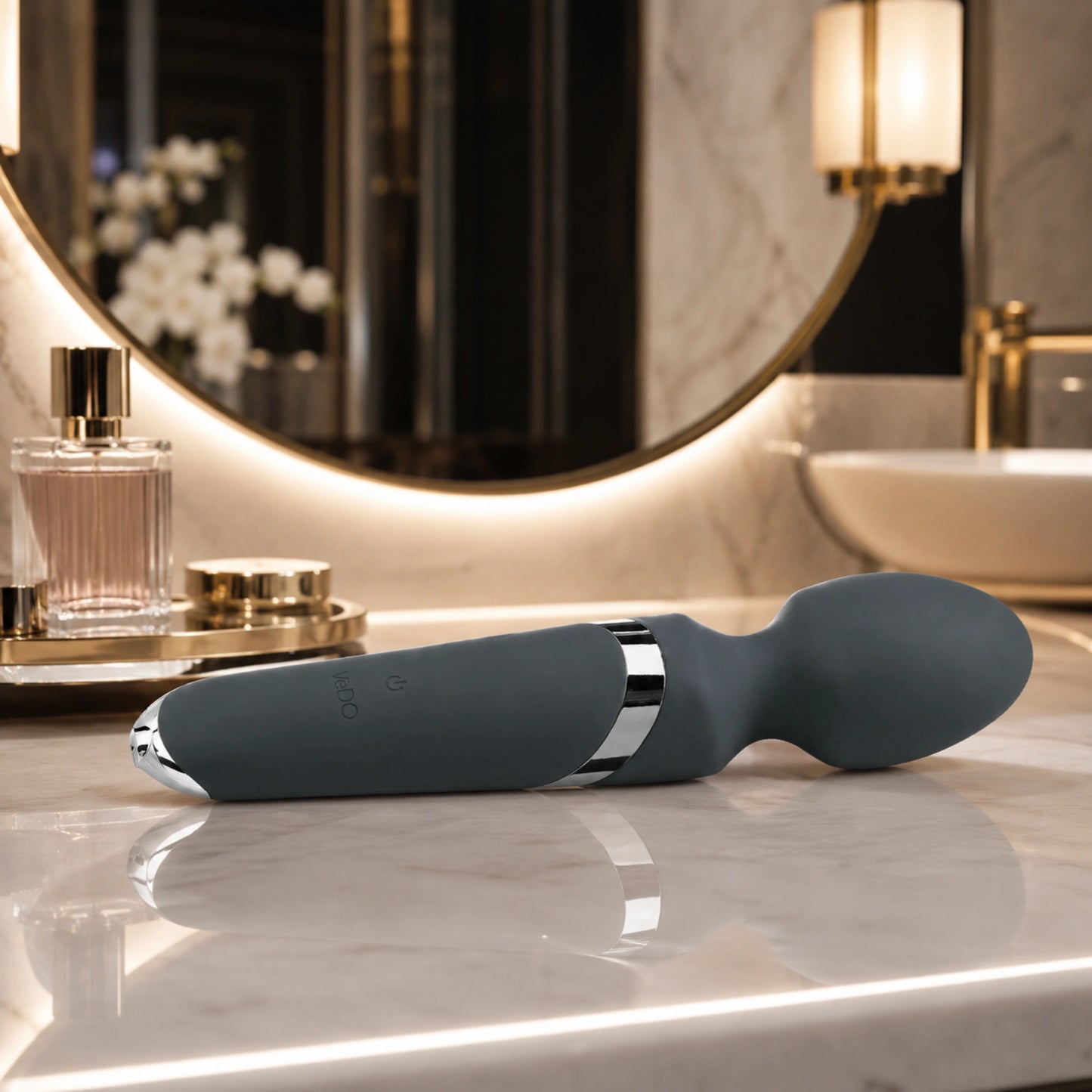 VeDO Wanda Rechargeable Silicone Vibrating Wand Massager
