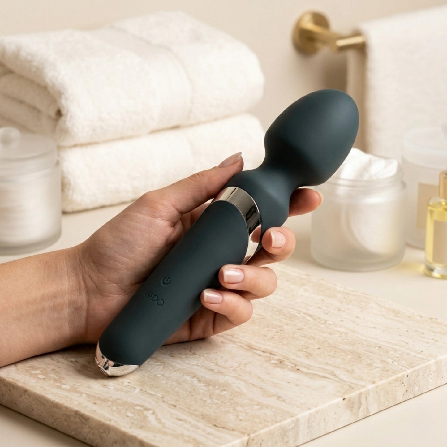VeDO Wanda Rechargeable Silicone Vibrating Wand Massager