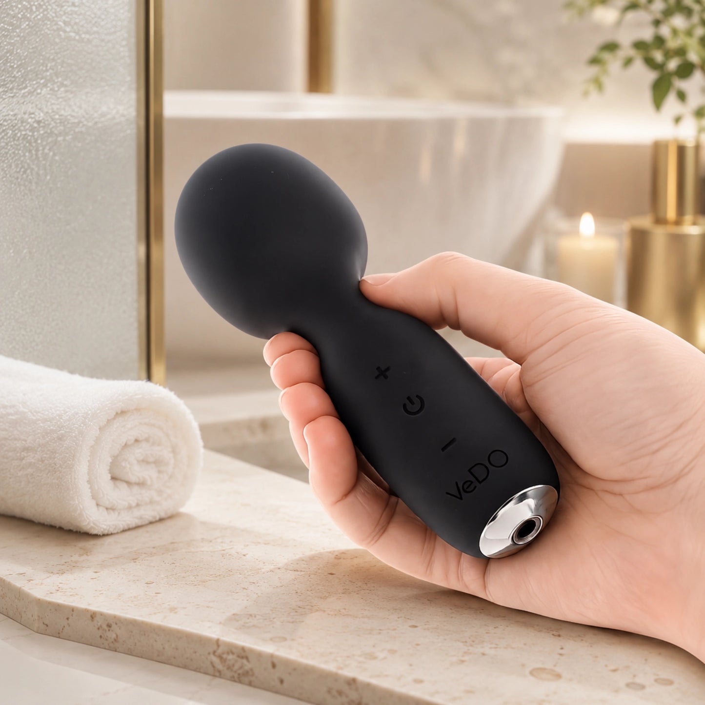 VeDO Wini Silicone Rechargeable Mini Wand Massager Vibrator